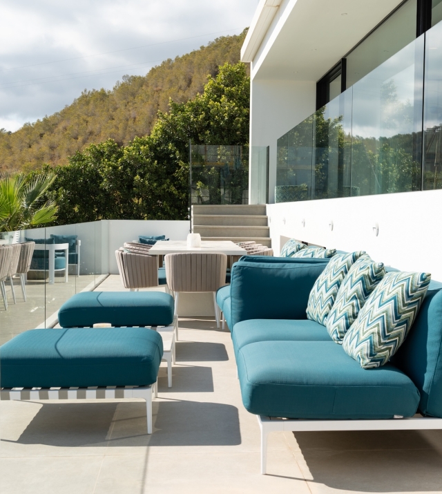 Resa Estates Ibiza Cas Mut villa te koop sale exterior lounge .jpg